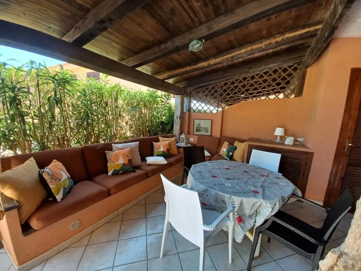 Casa Sibilla Bi-Locale Con Terrazza A 60 Metri Dal Mare Apartment Marinella  Italy